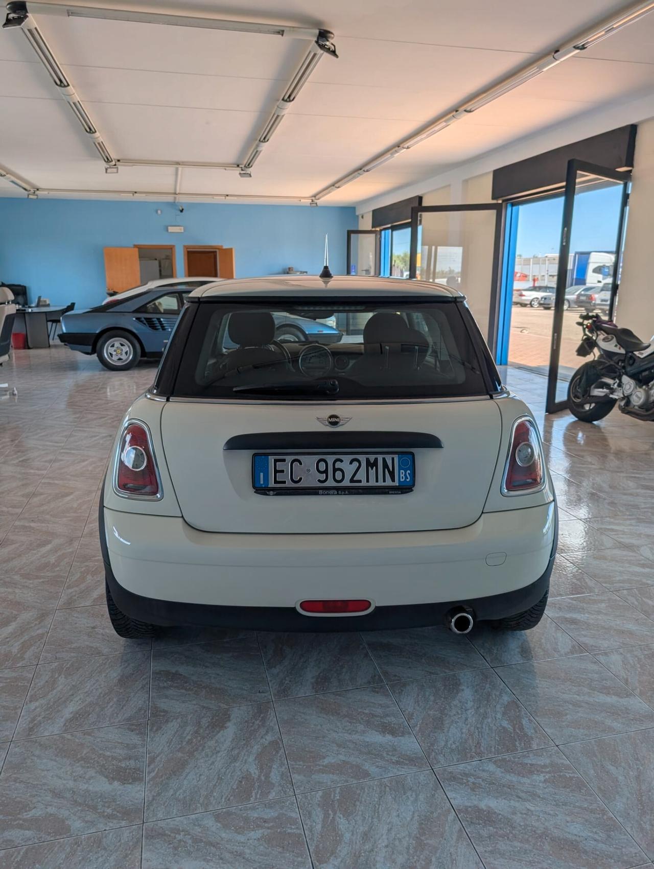 Mini 1.6 16V Cooper D