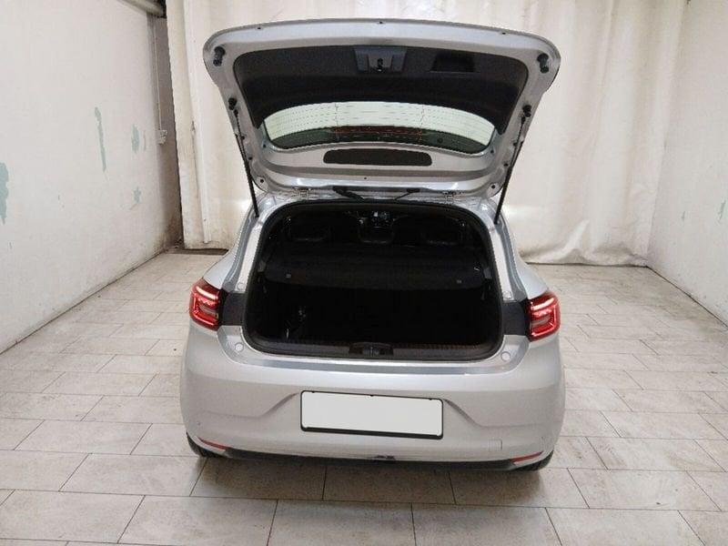 Renault Clio 1.6 E-Tech hybrid Intens 140cv auto my21