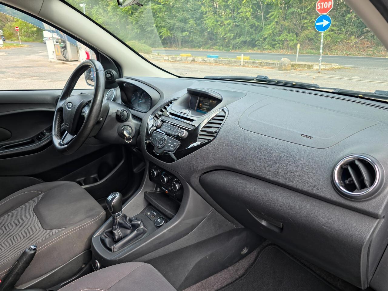 Ford Ka 1.2 Ti-VCT 85 CV Ultimate Color GPL E6B Manuale NEO 2018