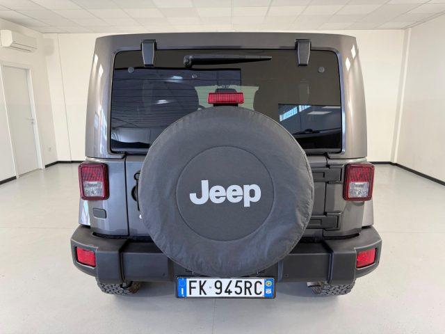 JEEP Wrangler Unlimited 2.8 CRD DPF Sahara Auto E6
