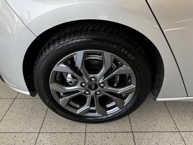 FORD Focus 1.0 125 CV Hybrid ST-Line GOMME M+S - VARI COLORI