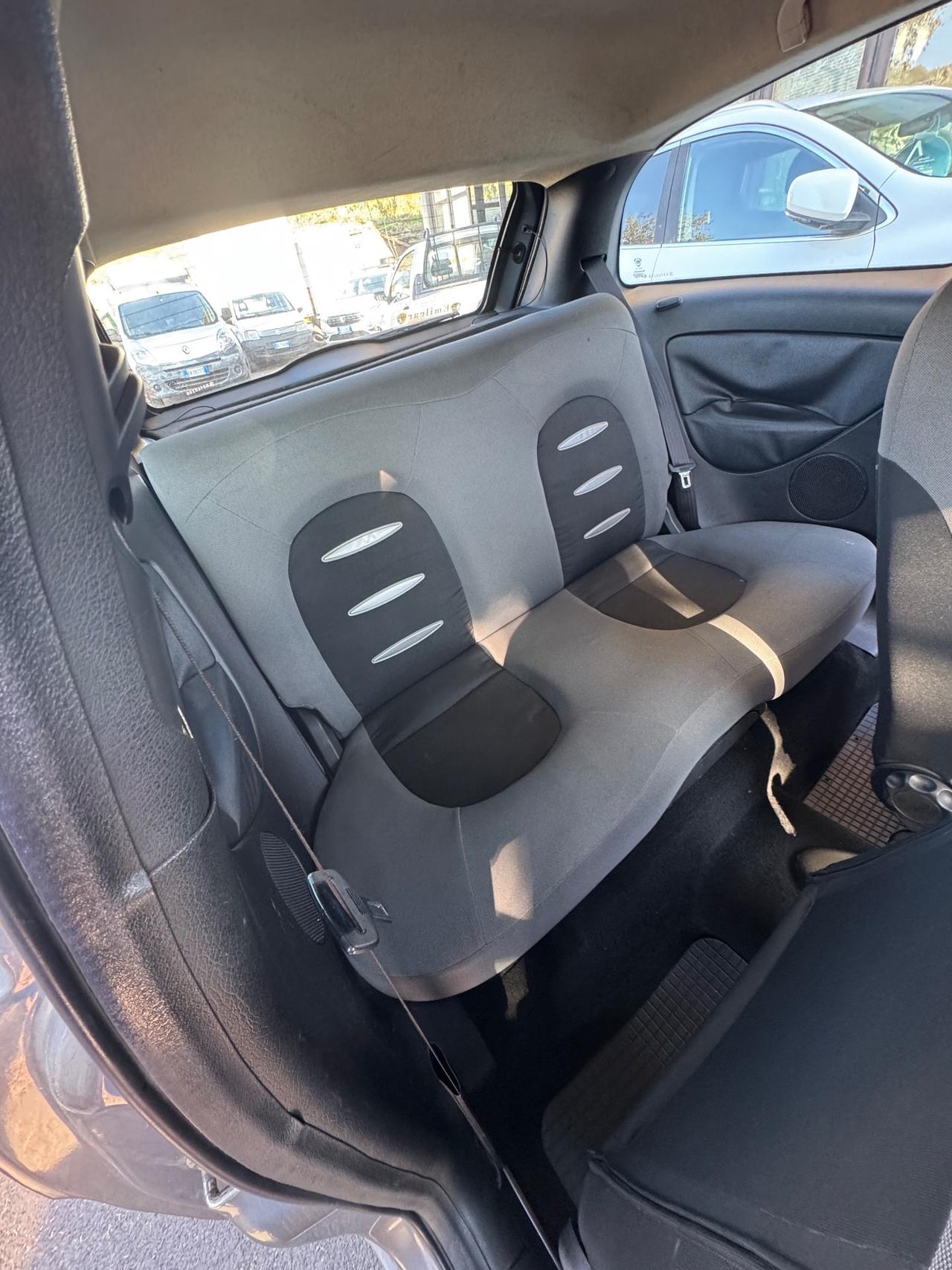 Lancia Ypsilon 1.2 Argento