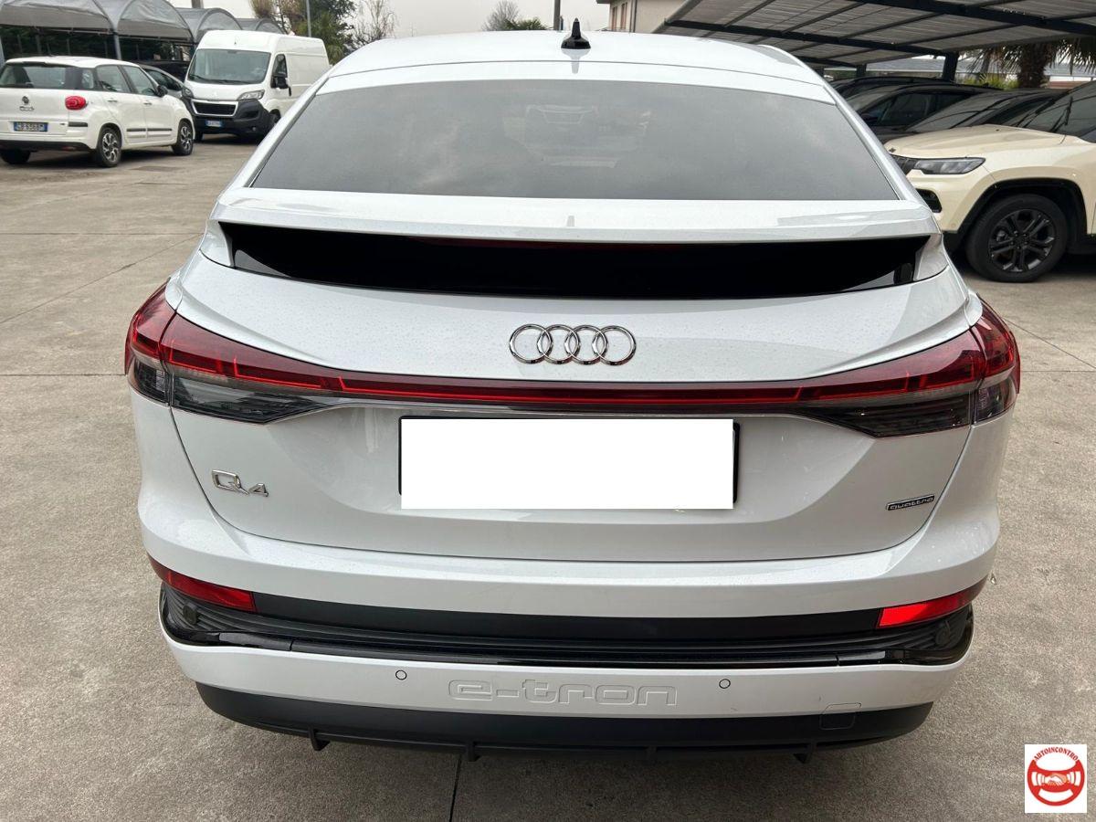 AUDI - Q4 e-tron - Q4 SPB 50 e-tron quattro S line edition