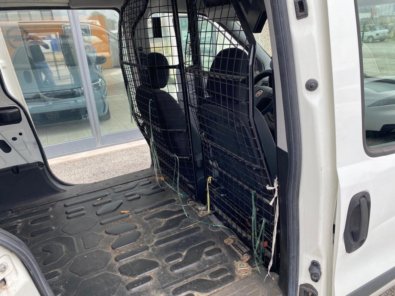 Fiat Doblo Doblò 1.4 Natural Power PL-TN Cargo Maxi Lamierato - 2012