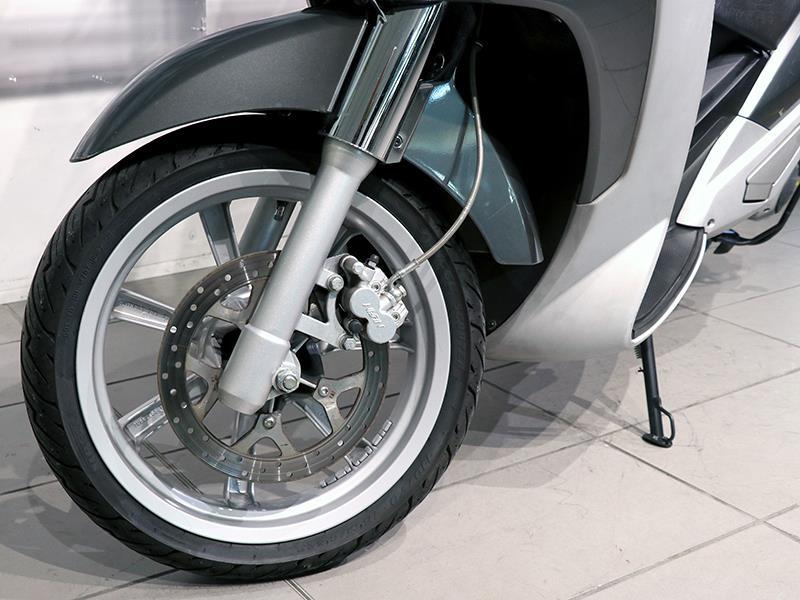 Peugeot Geopolis 300