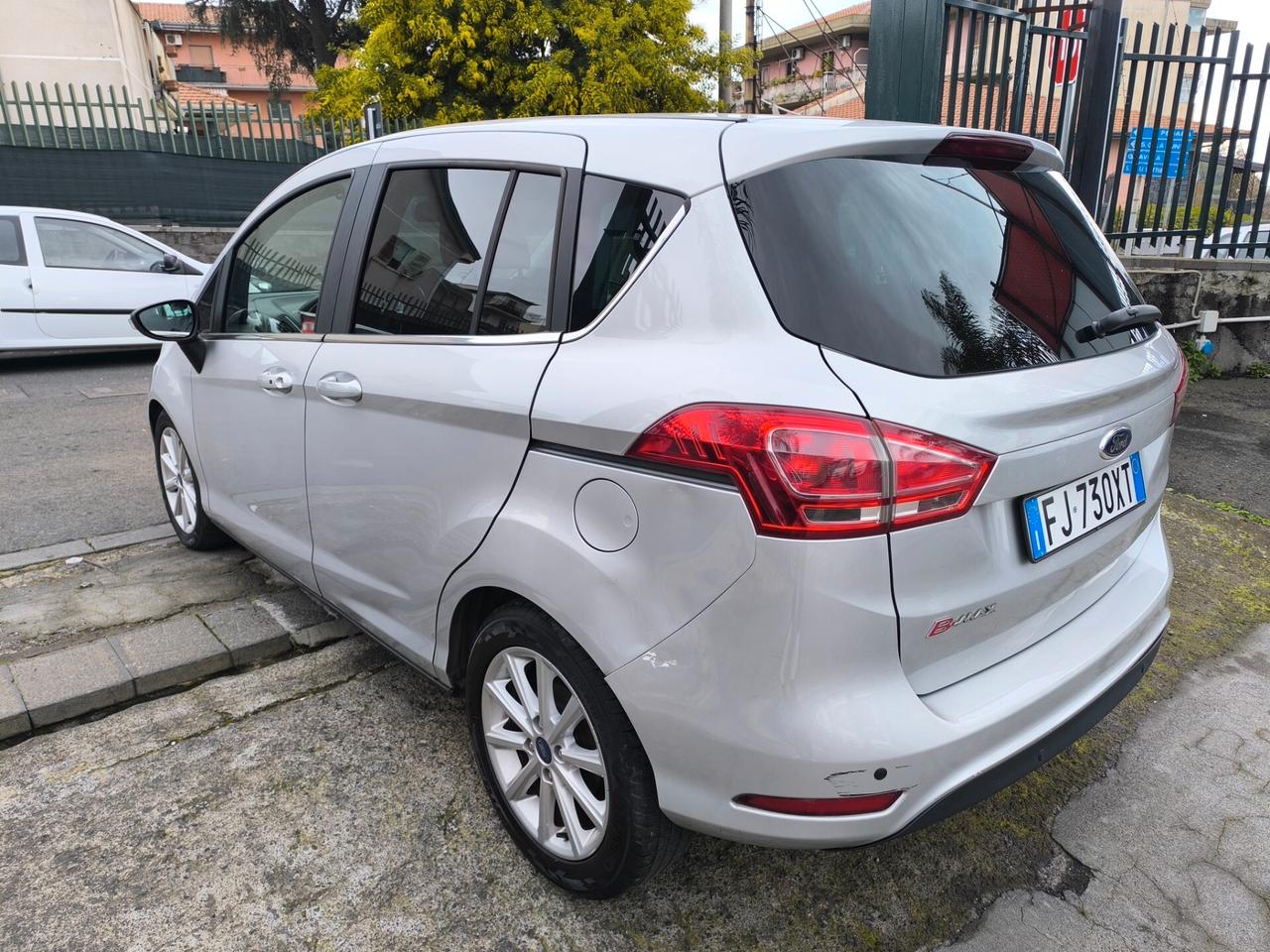 Ford B-Max 1.5 TDCi 75 CV Titanium