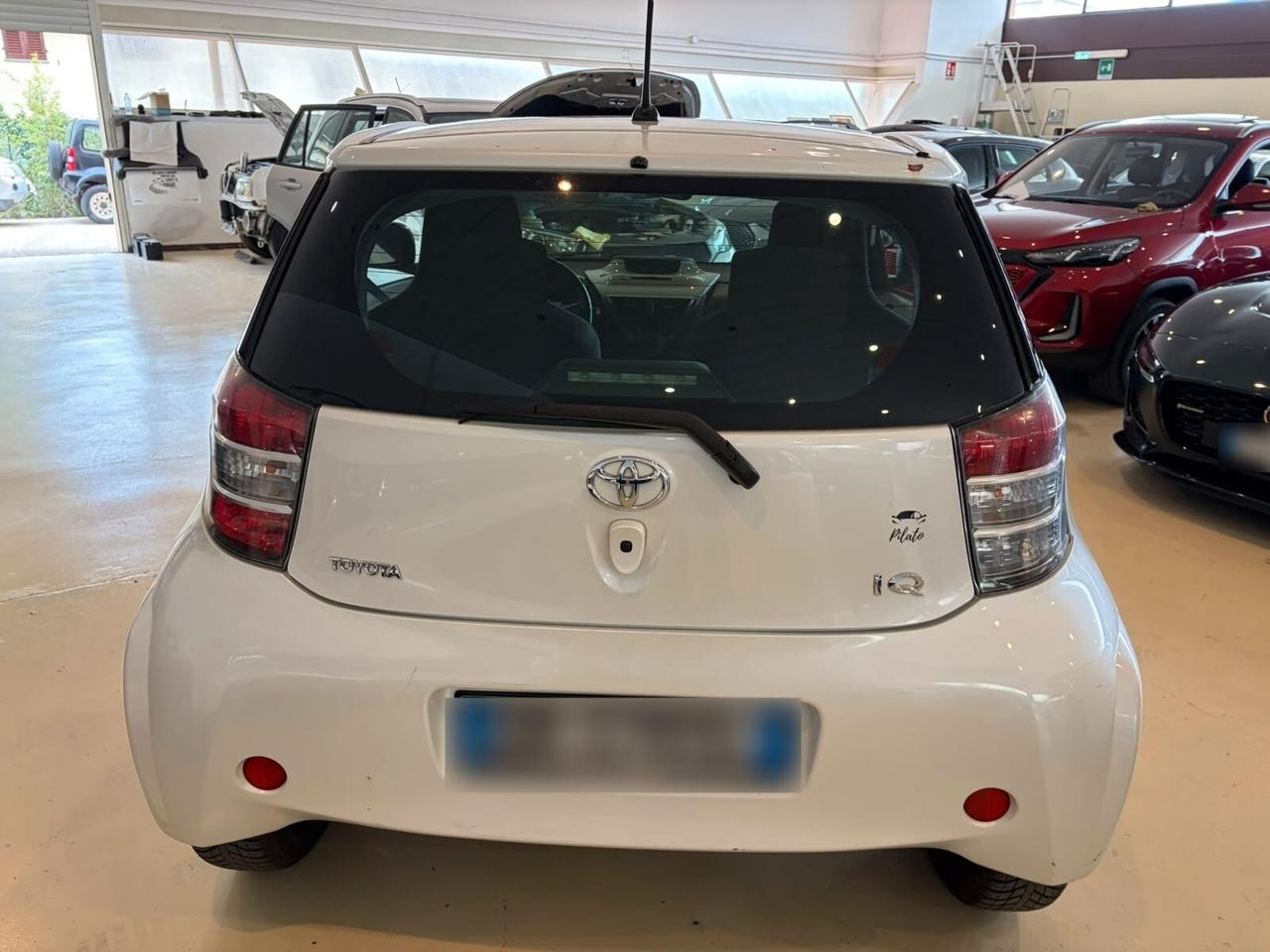 Toyota iQ 1.0 Sol