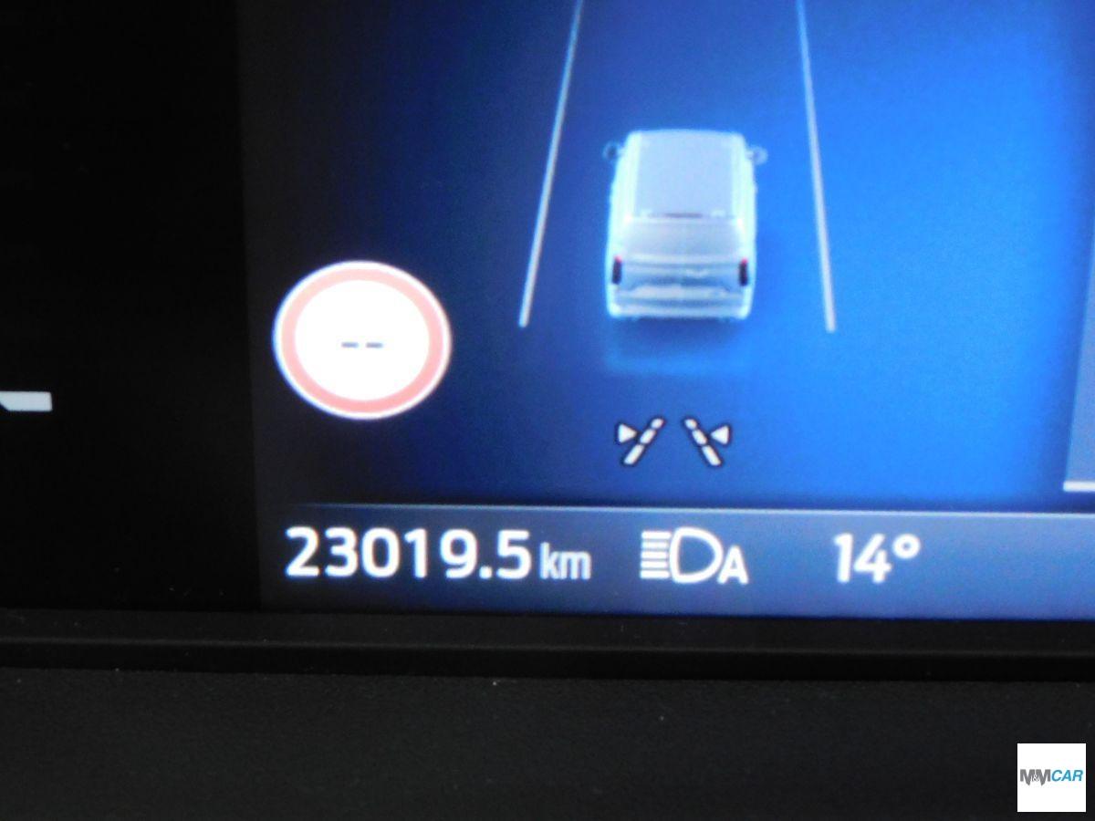 FORD - Transit Custom 320 L2 H1 2.0 136CV TRENDLINE