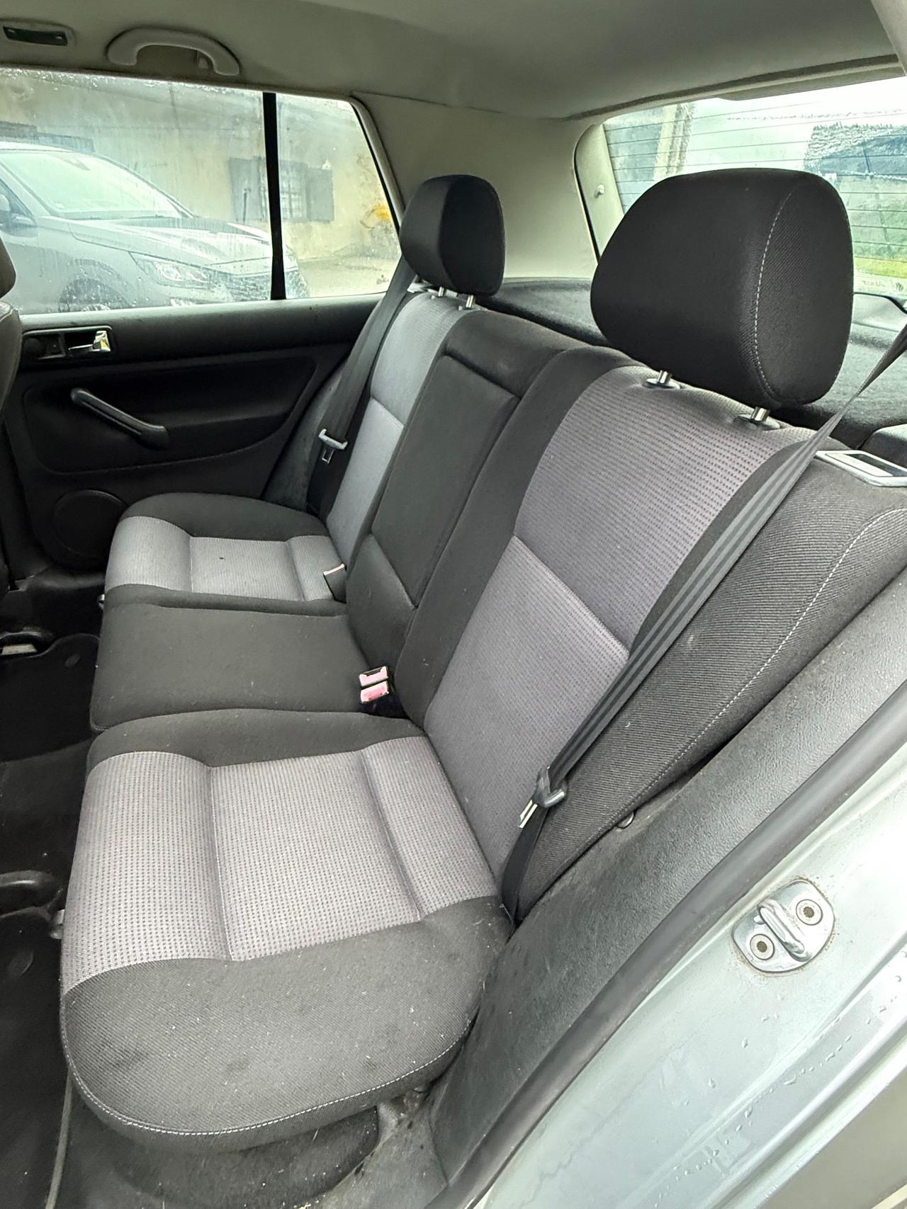 Volkswagen Golf 1.6 16V cat 5 porte Highline PLUS