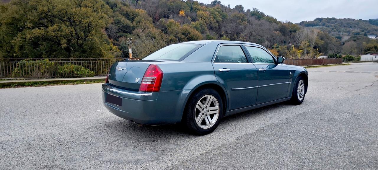 Chrysler 300C 3.0 V6 CRD cat DPF Sedan