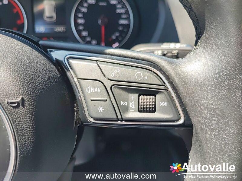 Audi Q2 35 TFSI S tronic Business