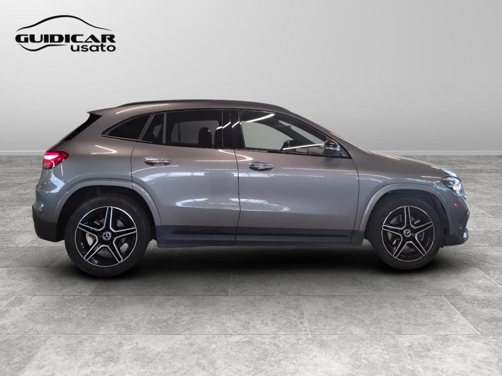 Mercedes-Benz GLA-H247 2023 - GLA 200 d AMG Line Advanced Plus auto