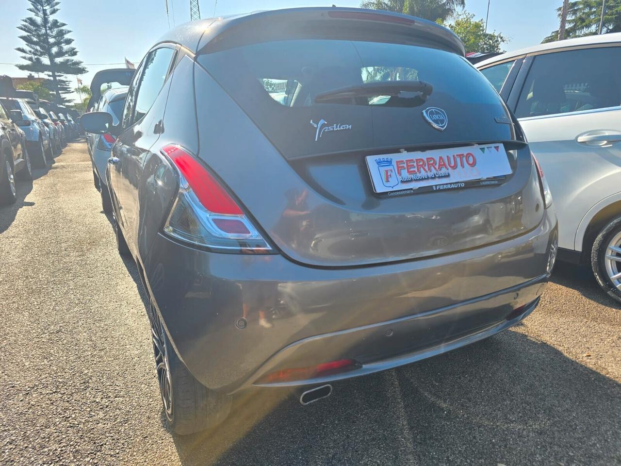 Lancia Ypsilon 1.0HYBRID 71CV GOLD EDITION ITALIANA