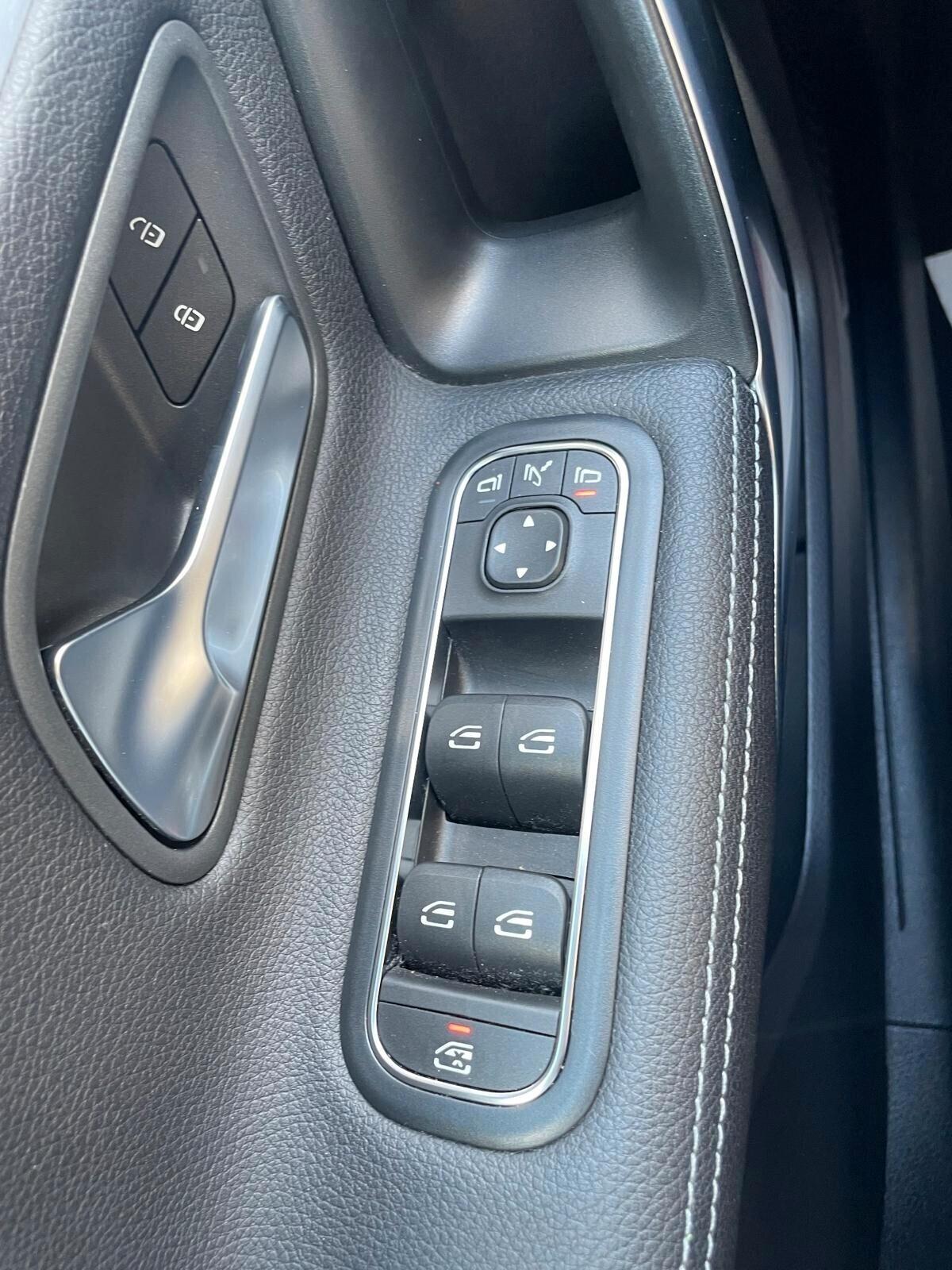 Mercedes-benz A 180 Mercedes Classe Sport Automatic Night Pack – Neopatentati