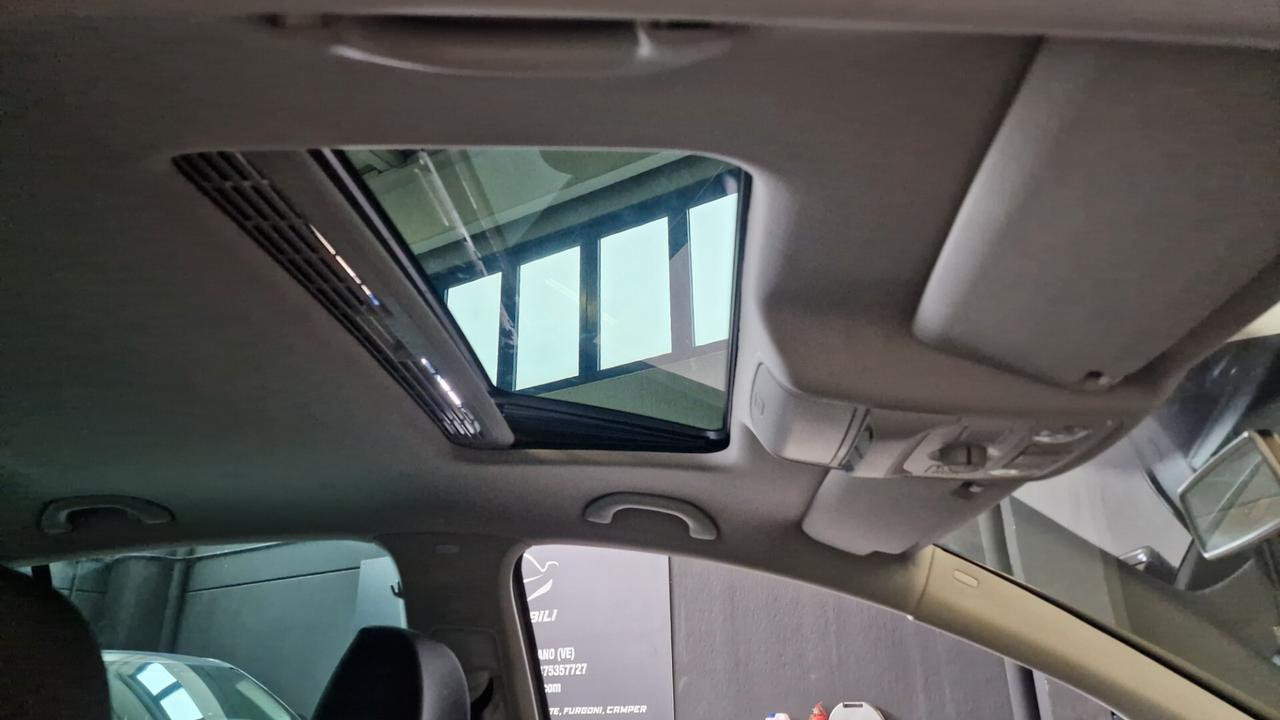 Volkswagen Golf Plus 1.6 TDI DPF Highline