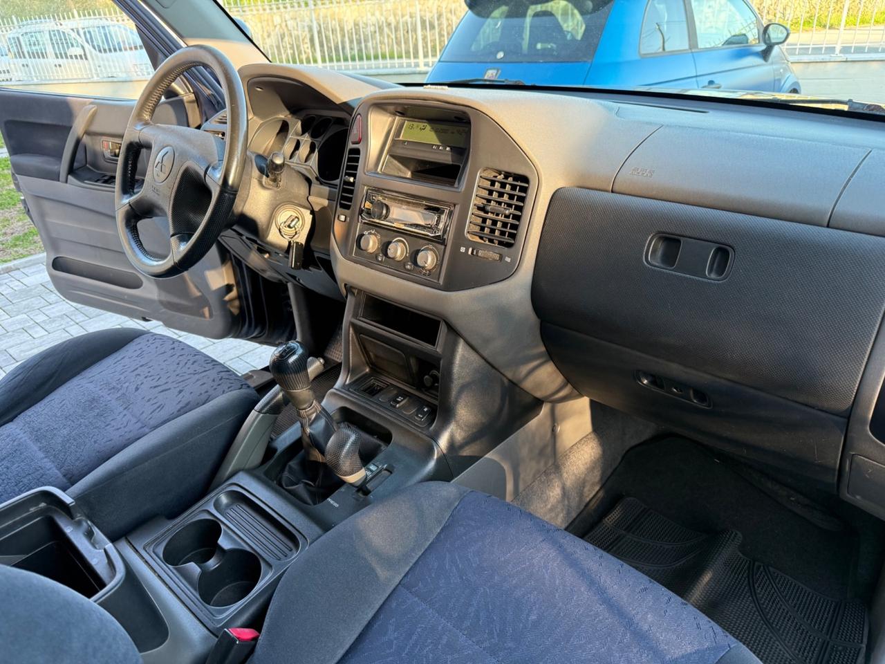 Mitsubishi Pajero 2.5 TDI 5p. GLS1