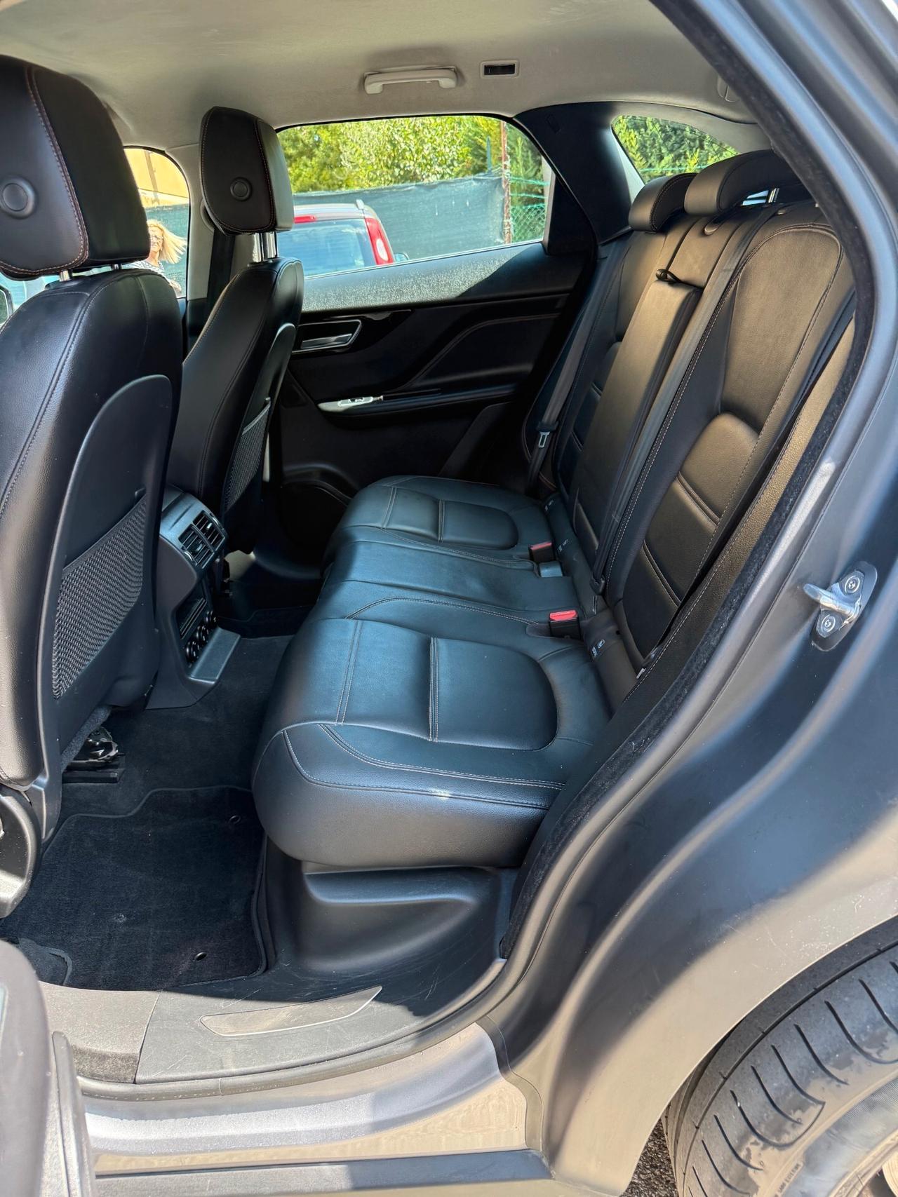 Jaguar F-Pace 2.0d - 4X4 - NAV. - PELLE - 12 MESI DI GARANZIA -