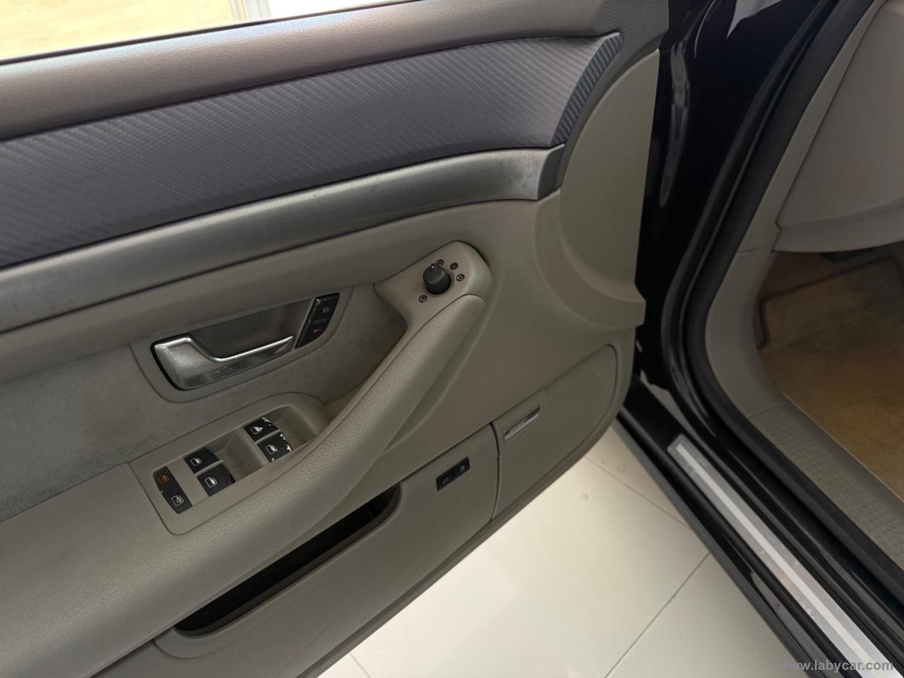 AUDI A8 4.2 V8 TDI F.AP. quattro tiptronic