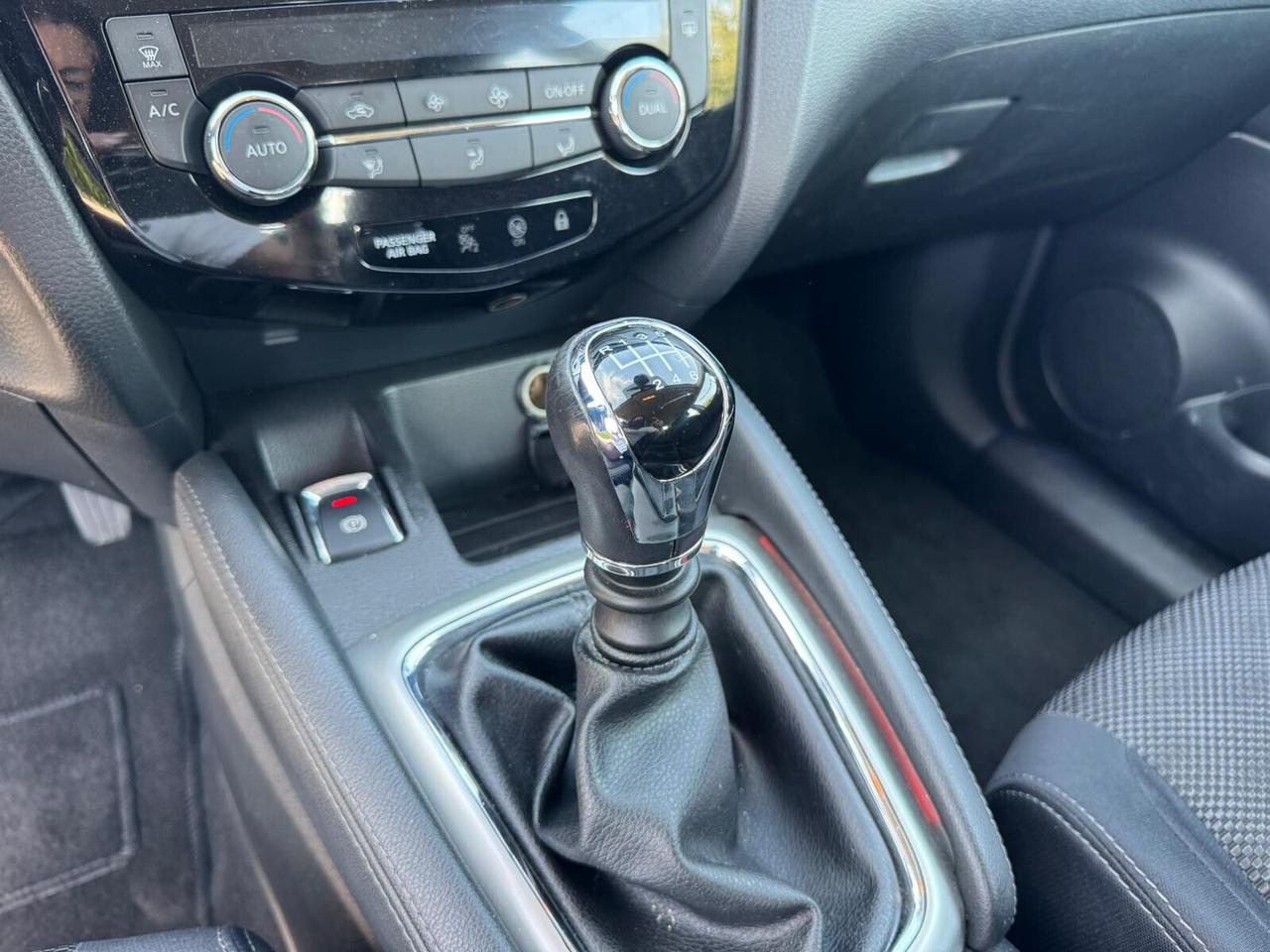 Nissan Qashqai 1.5 dCi Tekna