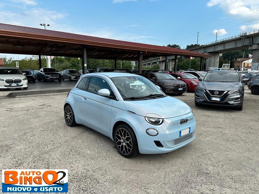 Fiat 500 La Prima Berlina 42 kWh