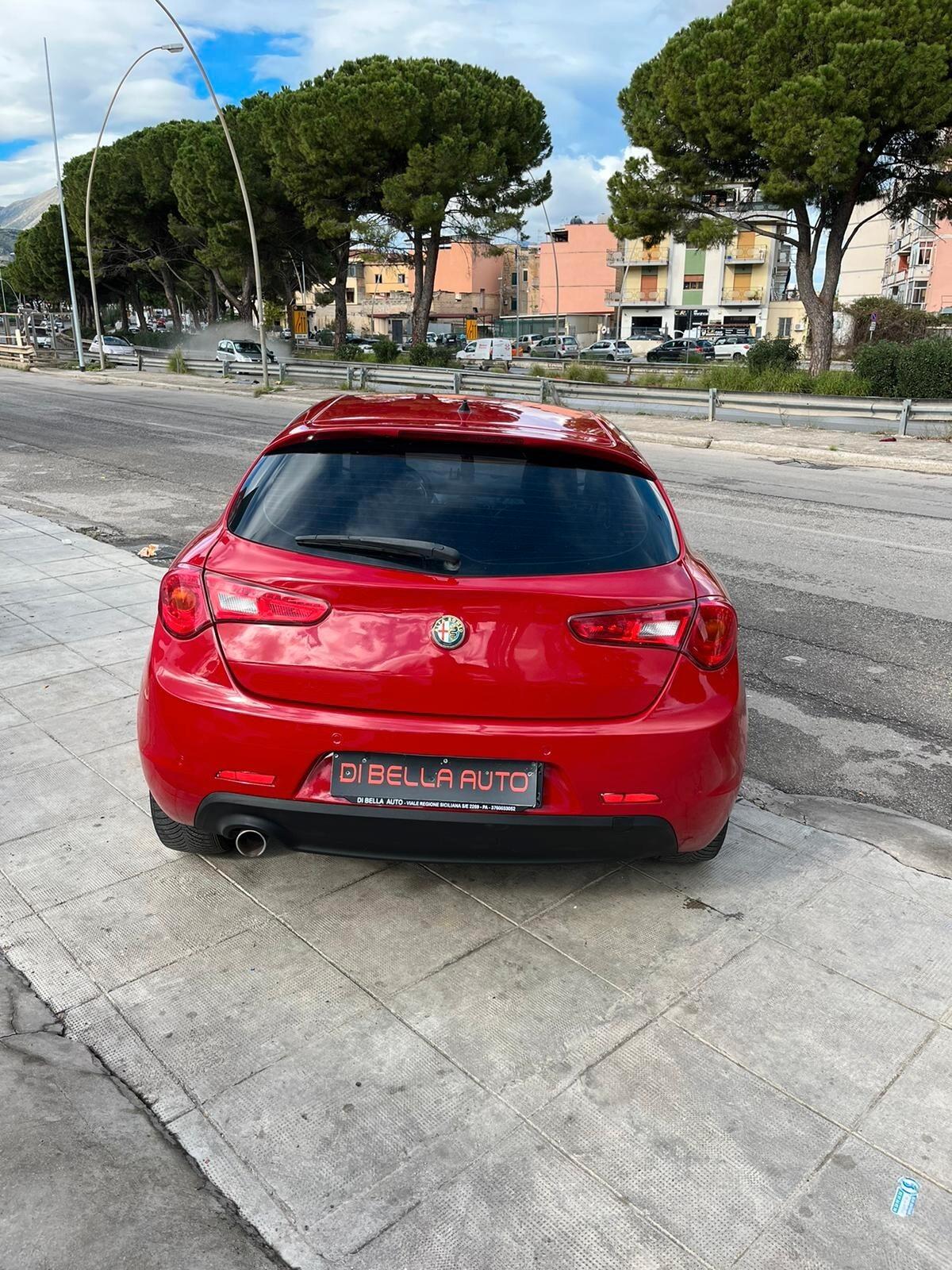 Alfa Romeo Giulietta 1.6 JTDm-2 105 CV Distinctive