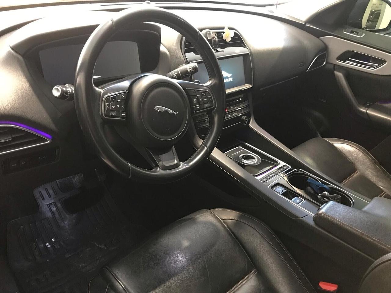 Jaguar F-Pace 2.0 D 180 CV Prestige Panoramico