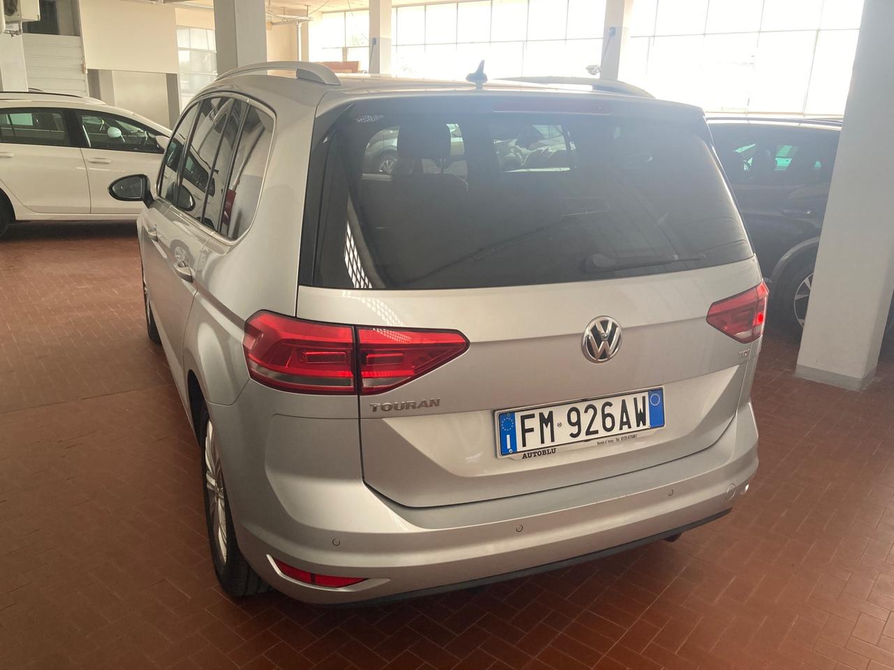 Volkswagen Touran 2.0 TDI 150 CV SCR DSG Executive BlueMotion Tech.