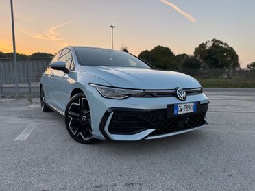 Volkswagen Golf 2.0 TDI 150 CV DSG SCR R-Line Plus