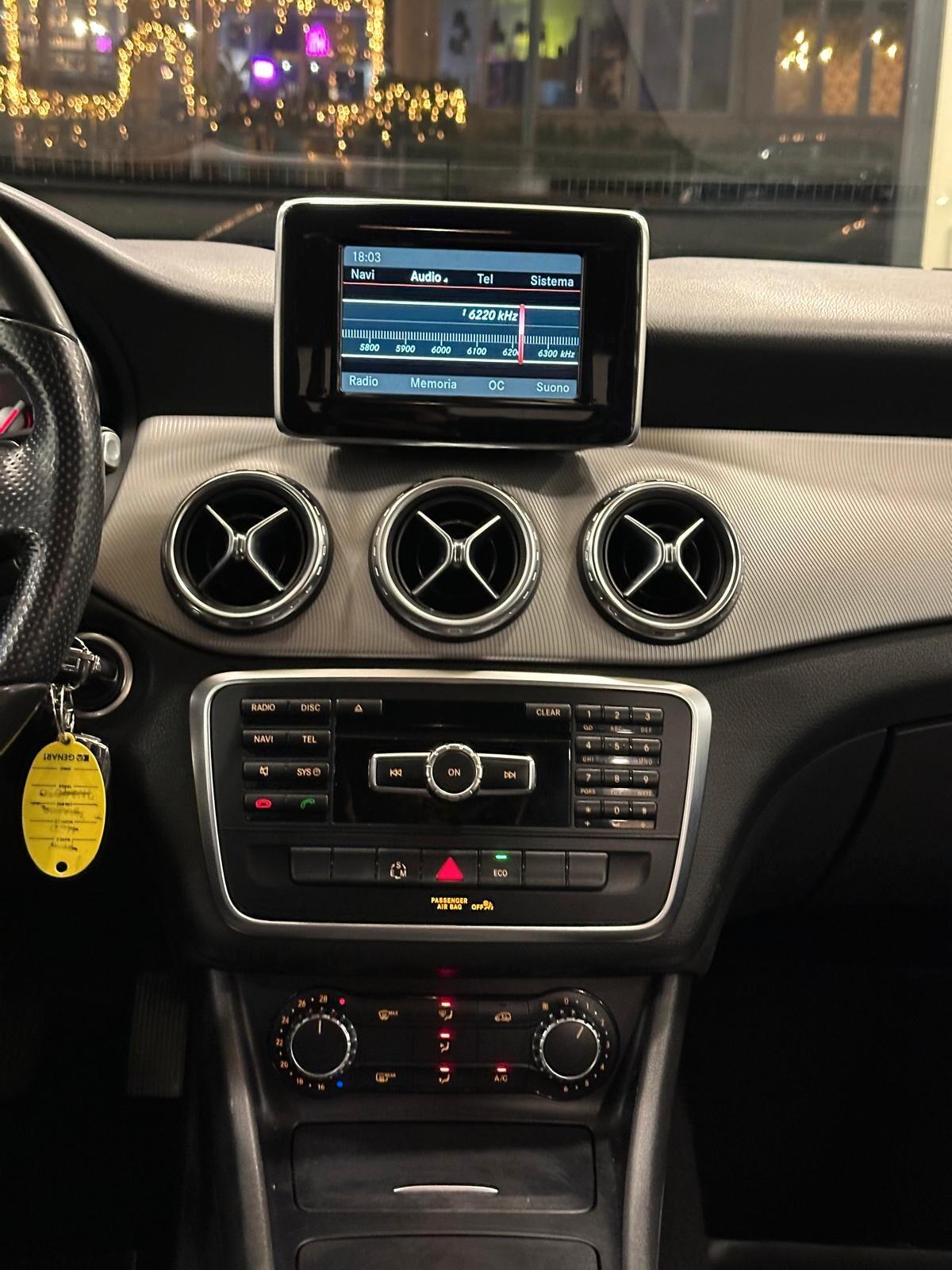 Mercedes-benz GLA 200 CDI Automatic Premium