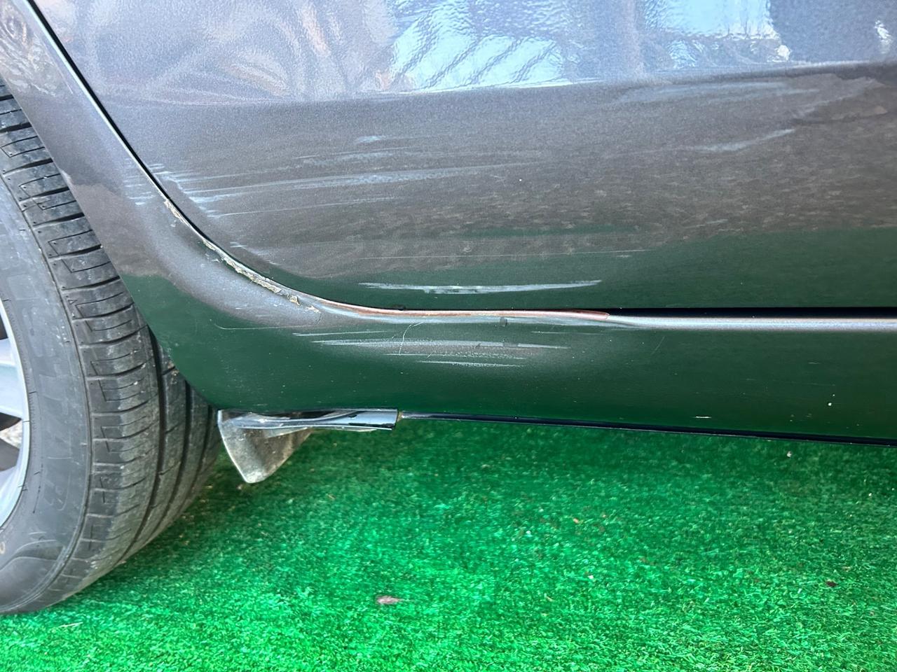 Toyota Yaris 1.0 5 porte