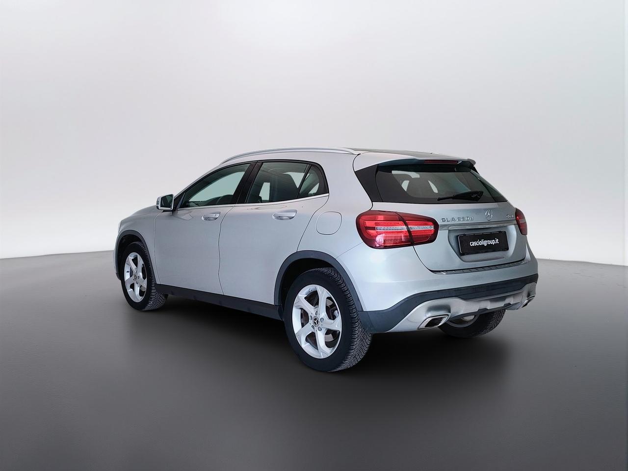 Mercedes-Benz GLA-X156 2017 - GLA 220 d Sport 4matic auto