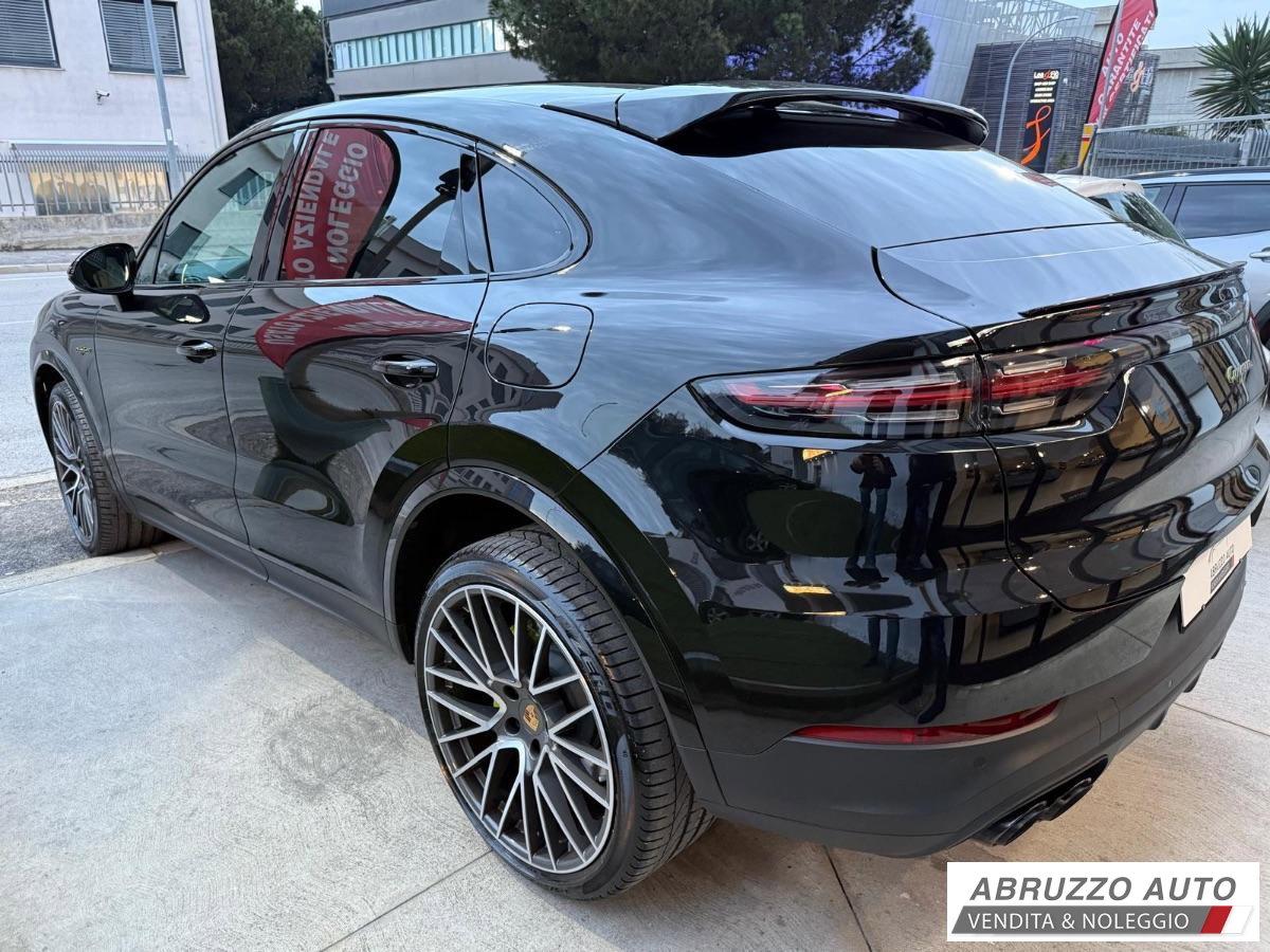 PORSCHE Cayenne 3.0 V6 E-Hybrid