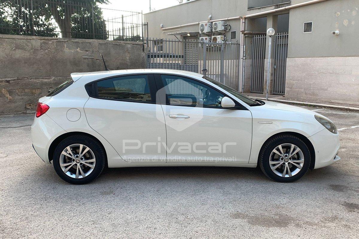 ALFA ROMEO Giulietta 1.6 JTDm-2 105 CV Distinctive