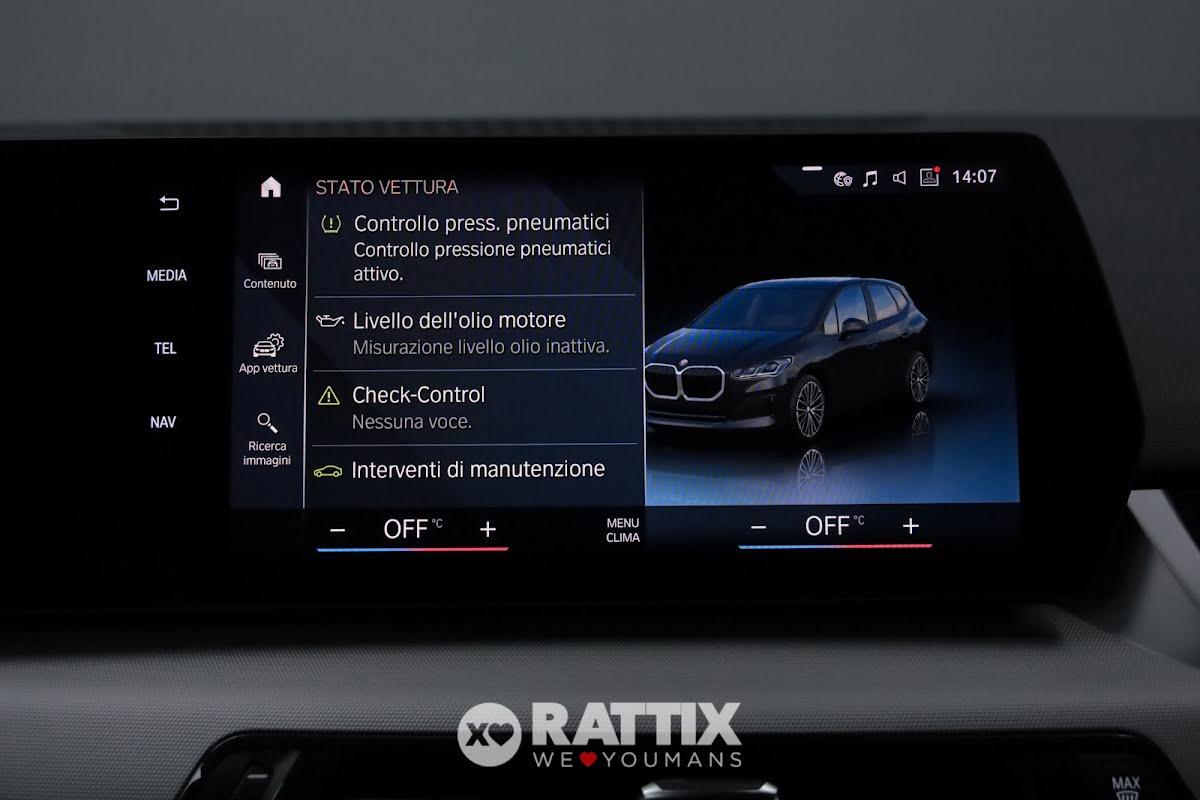 BMW 220 i Active Tourer mhev 48V auto