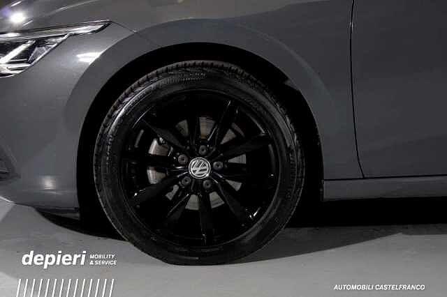 Volkswagen Golf 1.0 eTSI EVO DSG Life -mhev -Ok Neop
