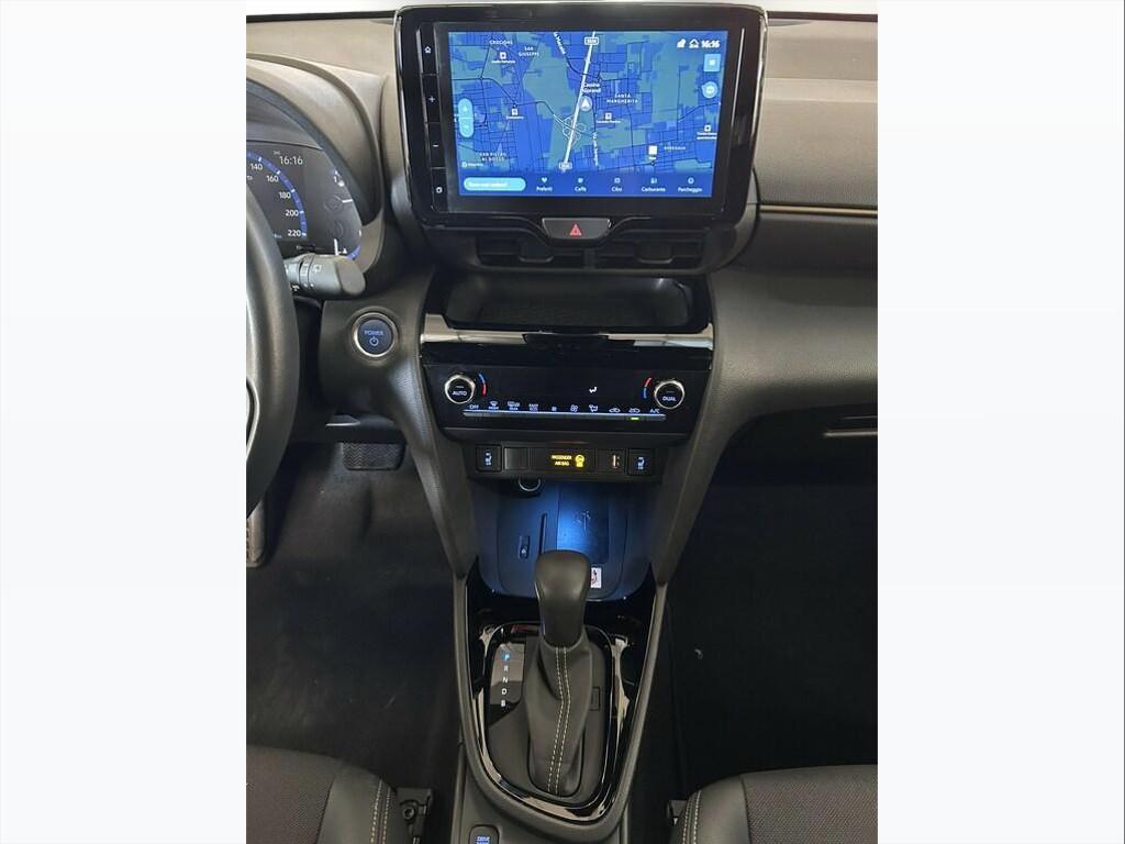 Toyota Yaris Cross 1.5 H Adventure FWD E-CVT