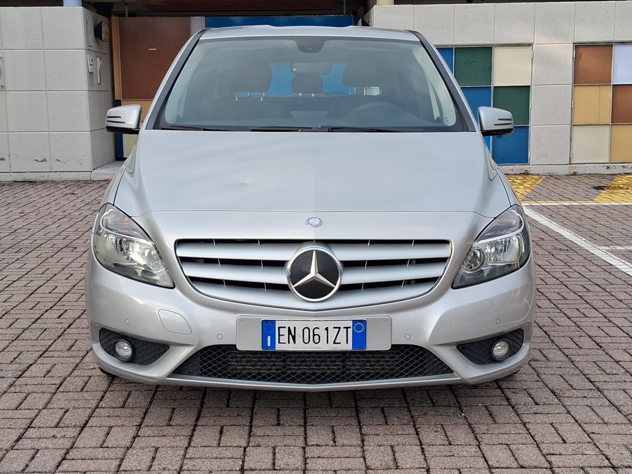Mercedes-Benz B 200 CDI BlueEFFICIENCY Premium – €6.400 trattabili | 239.000 km