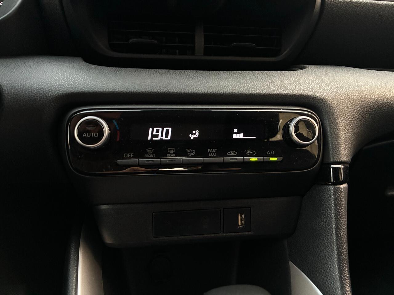 Toyota Yaris 1.5 Hybrid 5 porte Business