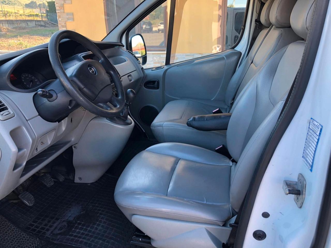 Opel Vivaro 2.0 CDTI 120CV Combi 9 posti 2013