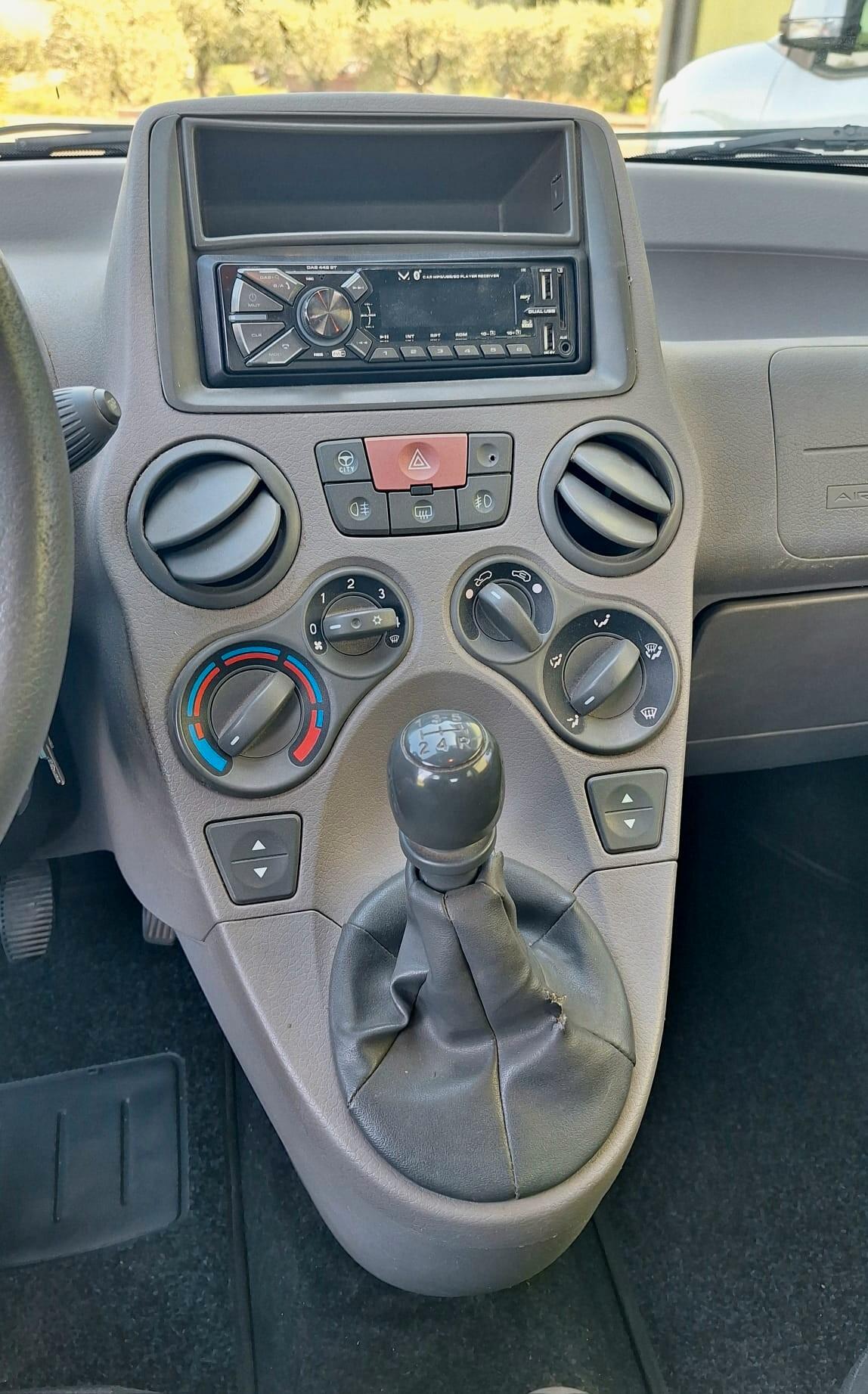 Fiat Panda 1.2 Benzina - GANCIO TRAINO - OK NEOPATENTATI
