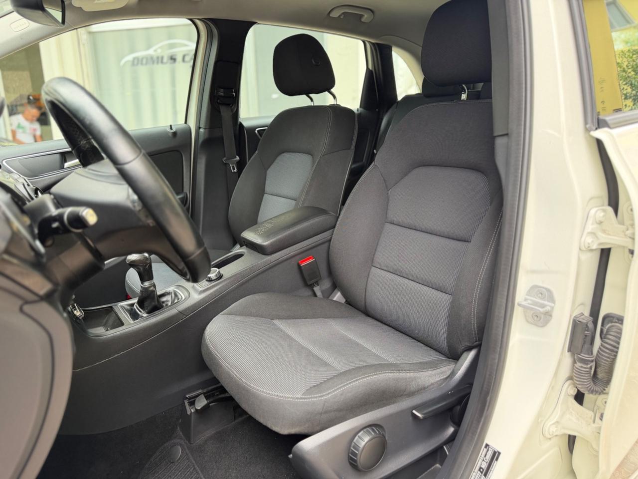 Mercedes-benz B 200 NGD Executive Gancio Traino