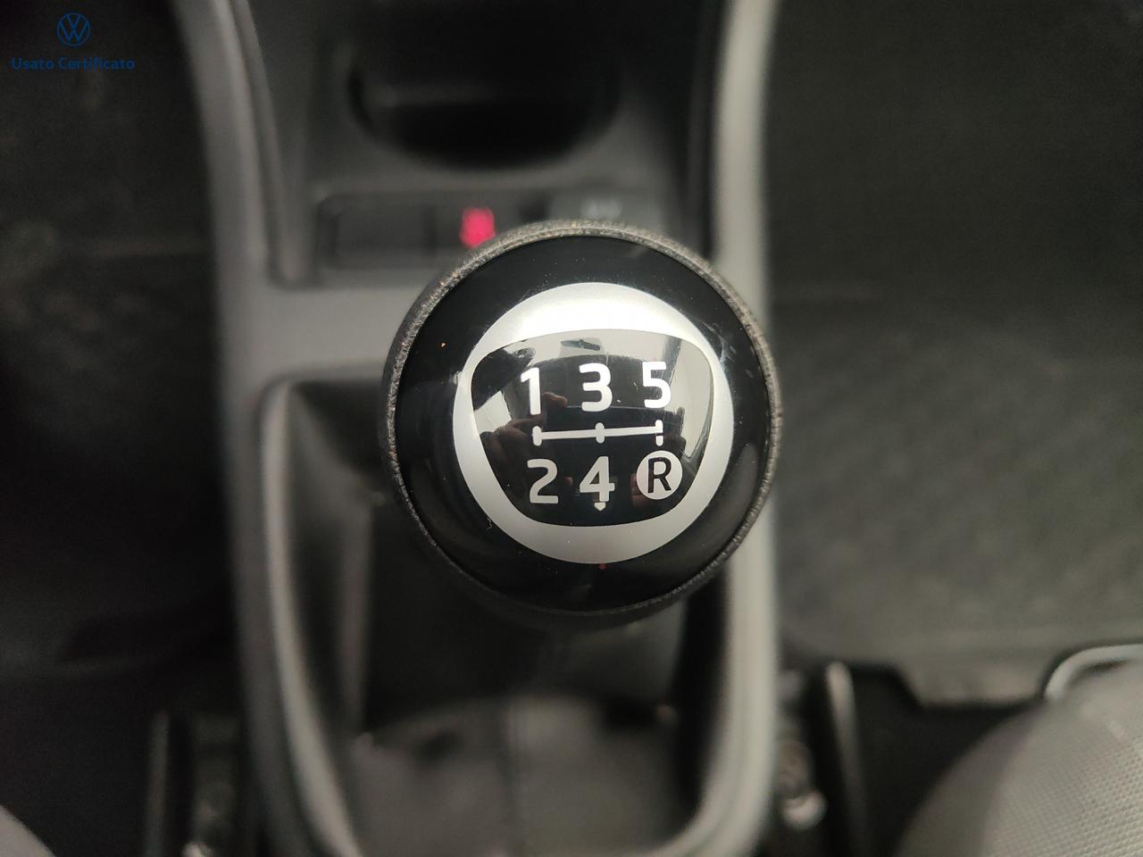VOLKSWAGEN up! - 1.0 5p. move up!