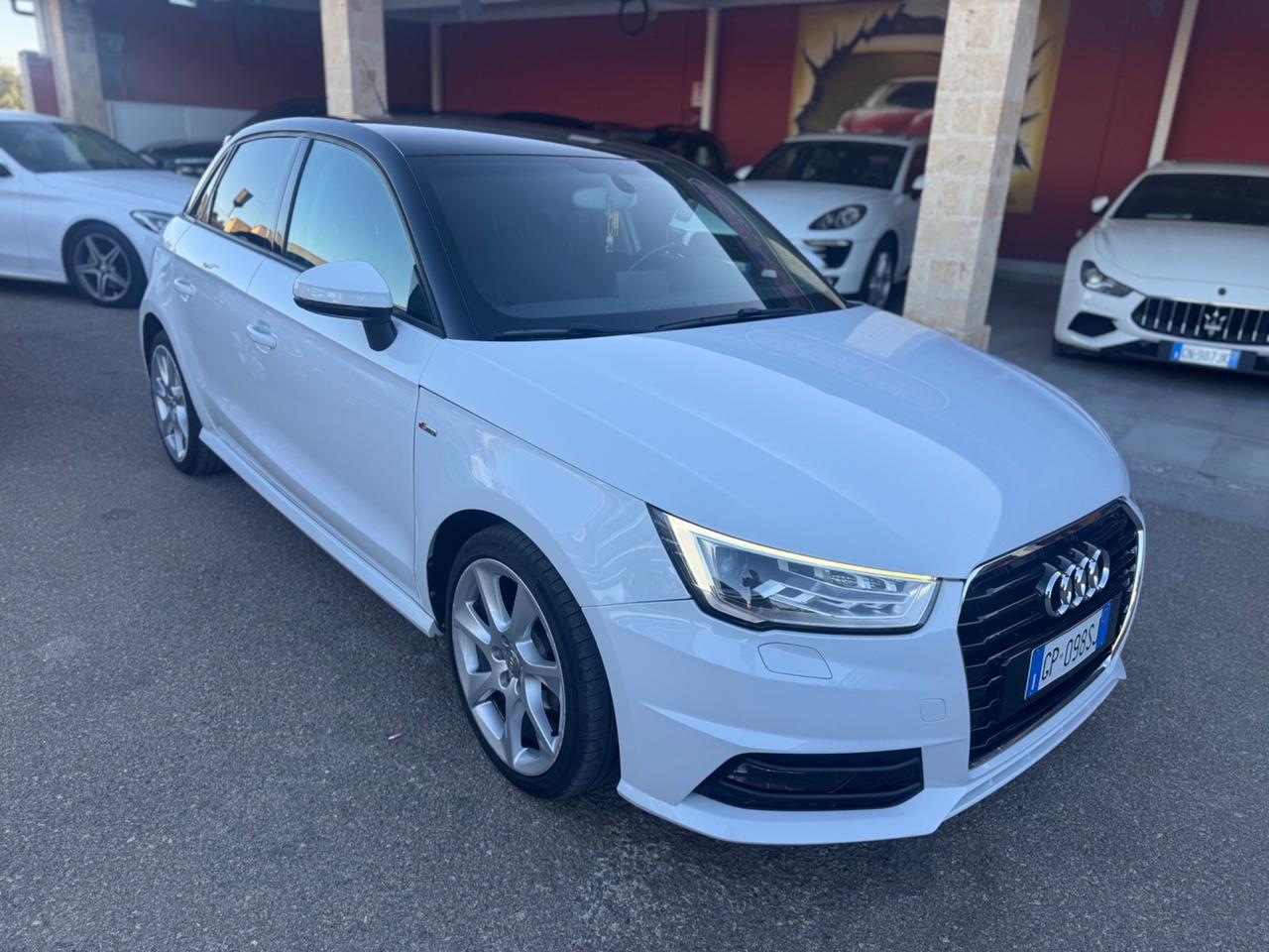 Audi A1 SPB 1.0 TFSI ultra S-Line Bianca metallizzata 70mkm