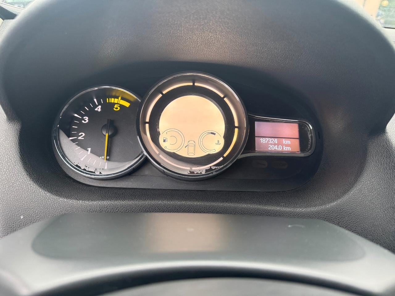 Renault Megane Mégane 1.5 dCi 110CV Wave Autocarro