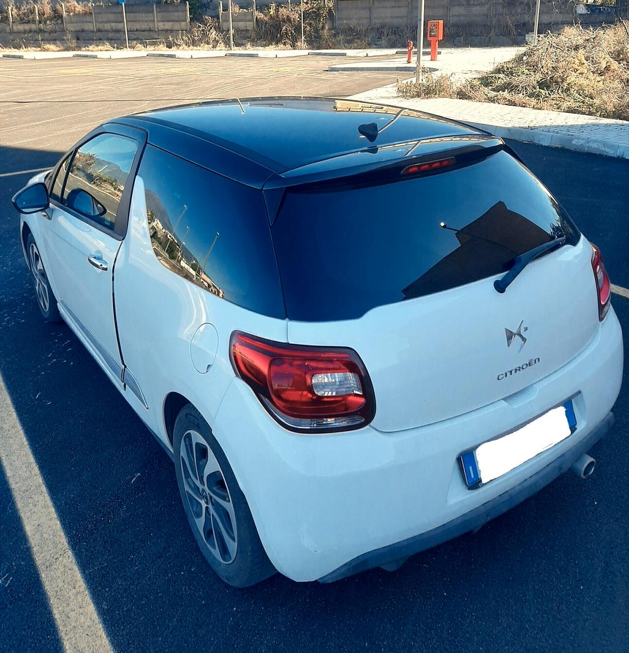 Ds DS3 DS 3 1.6 e-HDi 90 airdream Just Black ADATTA A NEOPATENTATI