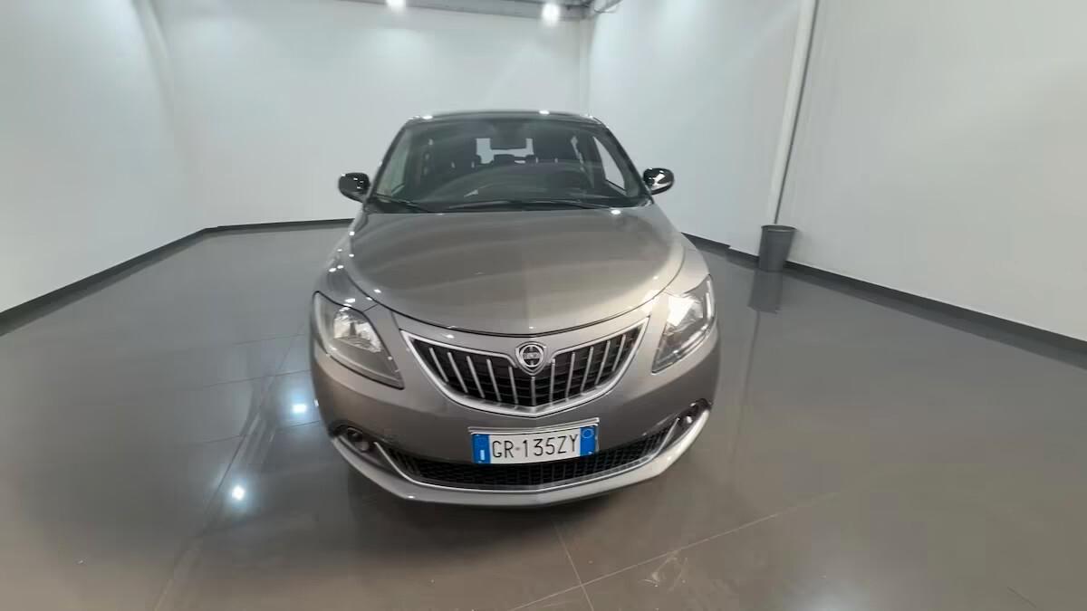 Lancia Ypsilon 1.0 FireFly 5 porte S&S Hybrid Platino