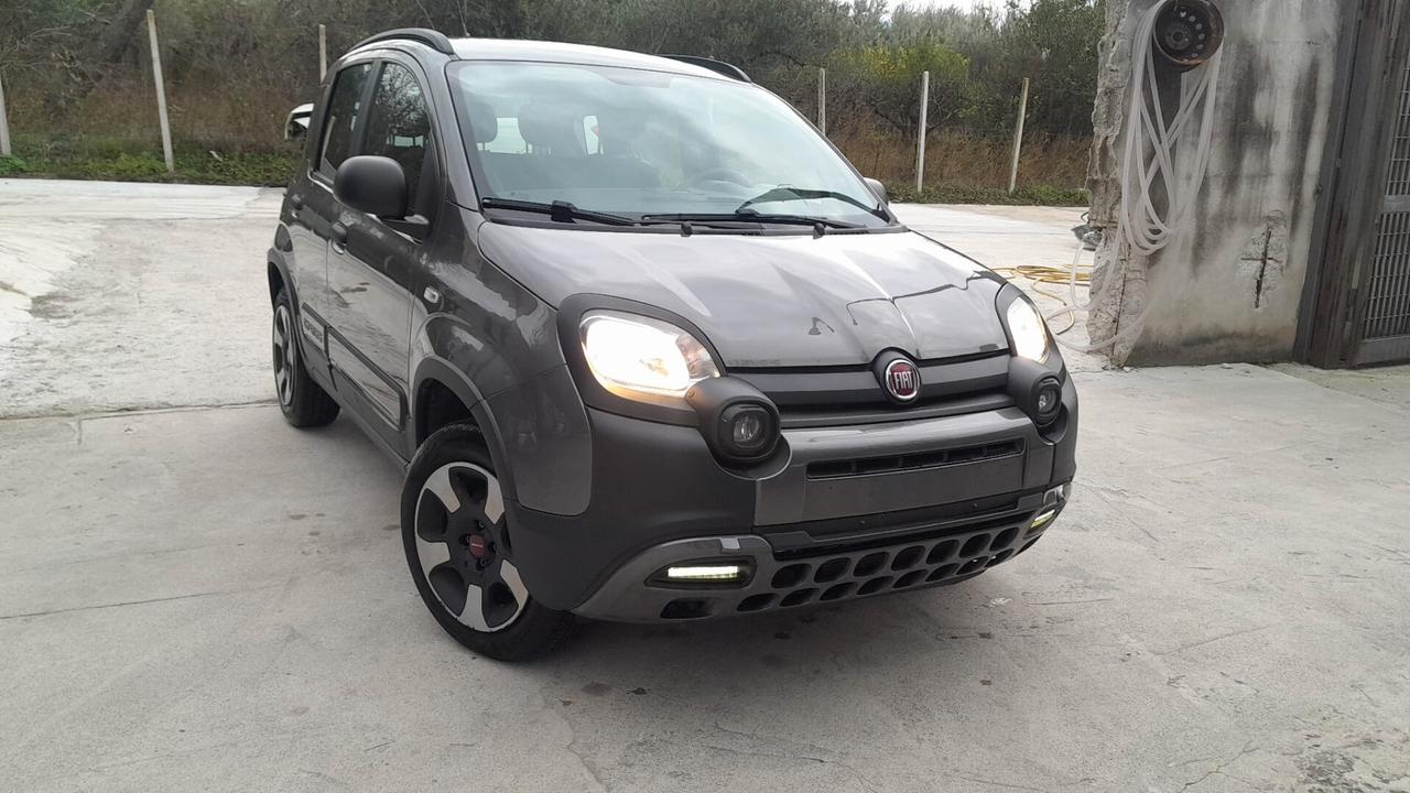 Fiat Panda 1.2 Cross 2020-12999€