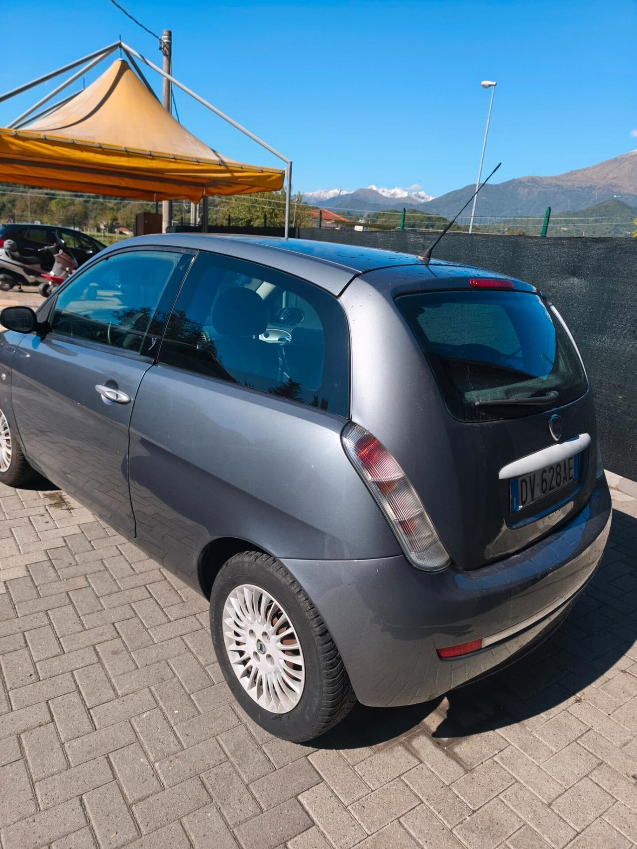 Lancia Ypsilon 1.2 benzina