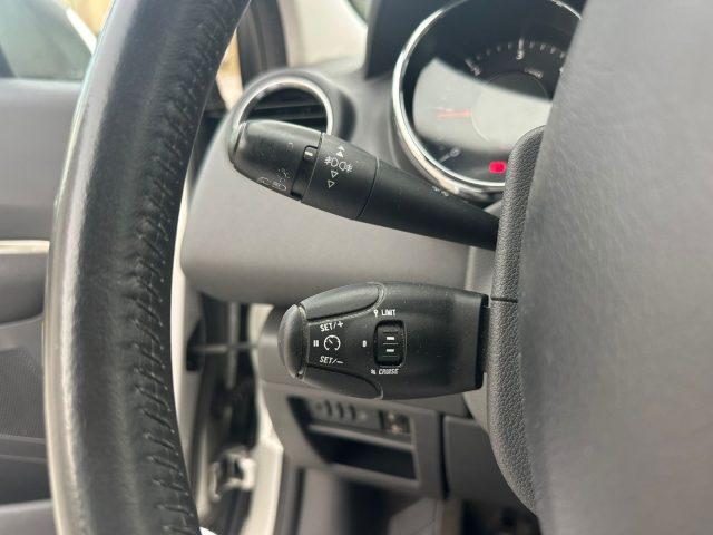 PEUGEOT 5008 7 posti ! 1.6 HDi 110CV Tecno