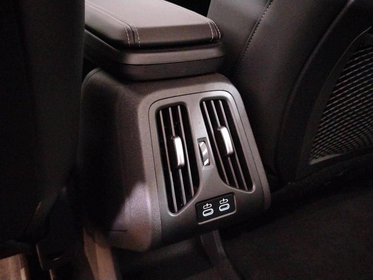 BMW X1 iX1 eDrive20 xLine